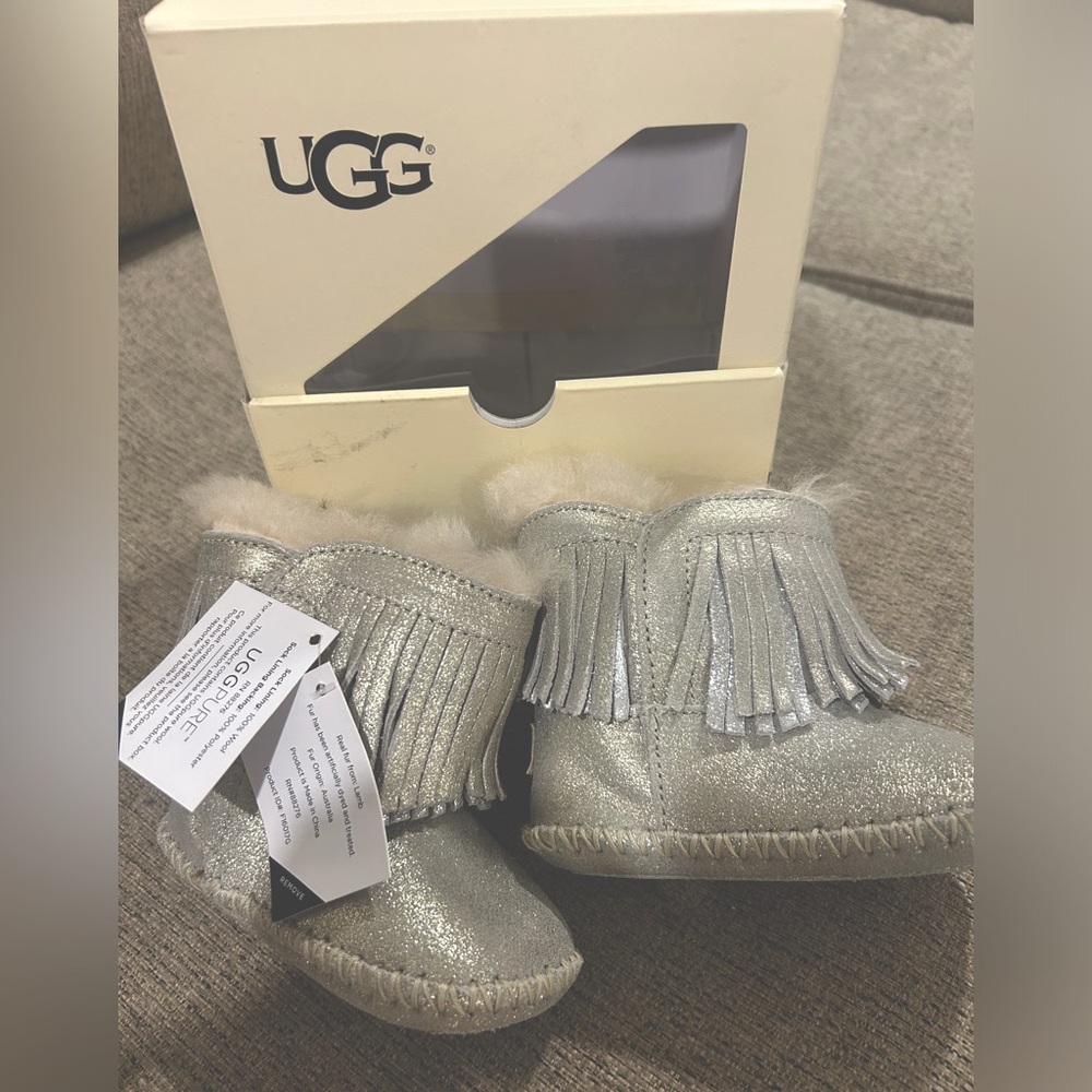 Baby UGG boots NWT